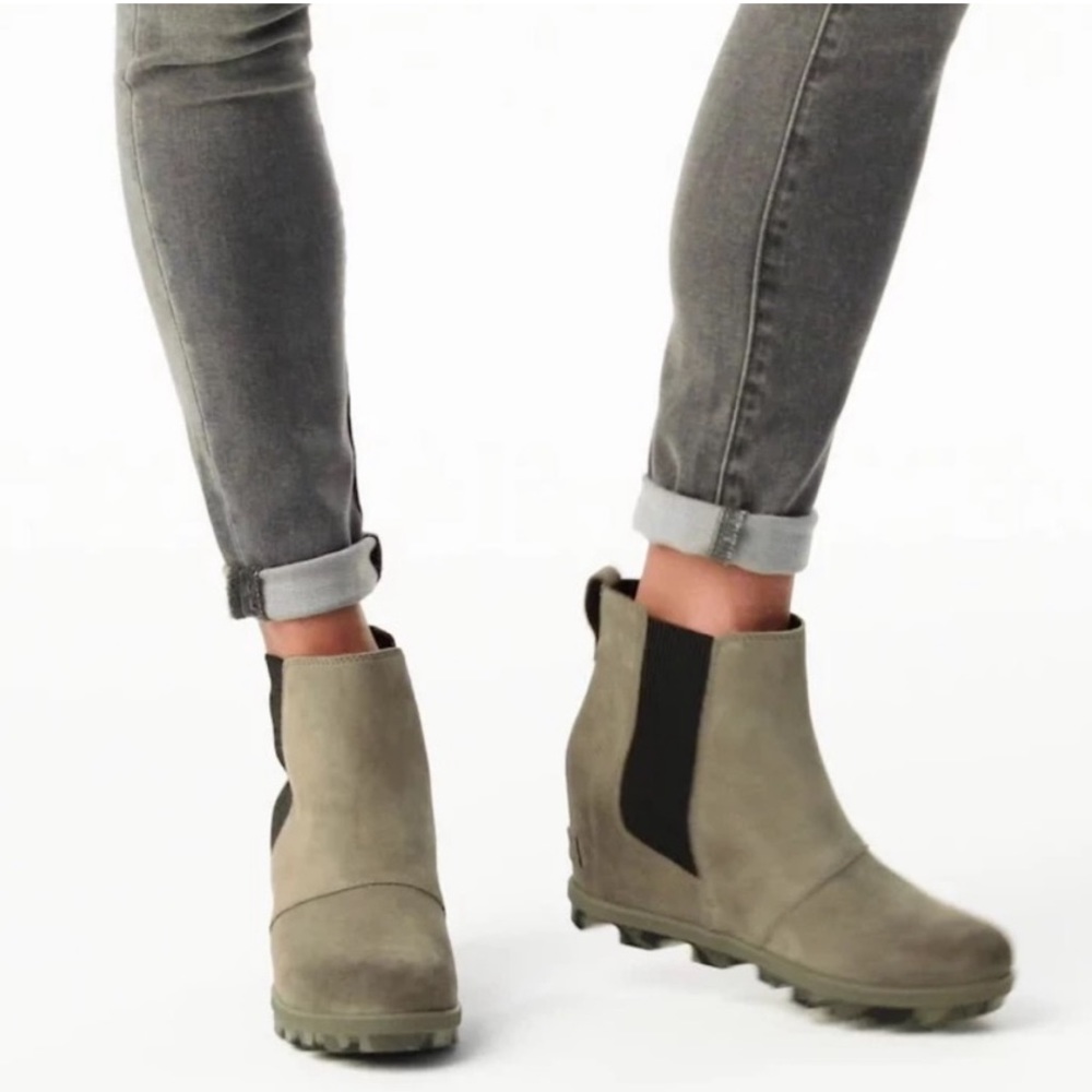 Sorel WOMEN'S JOAN OF ARCTIC™ WEDGE III CHELSEA BOOTIE